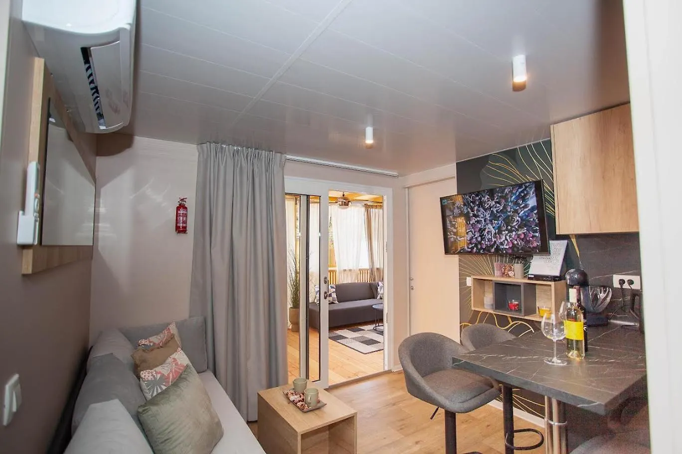 Mobile Home Ivana Biograd Na Moru Kemp