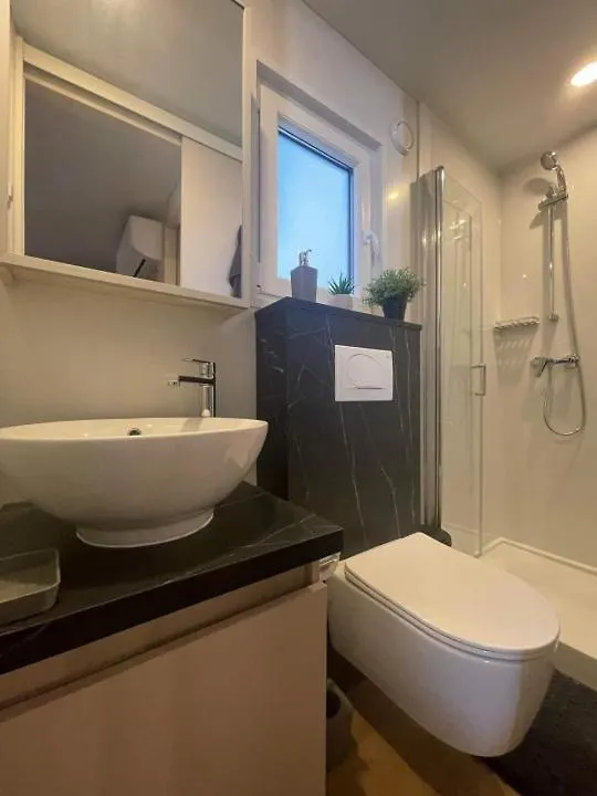 Mobile Home Ivana Biograd Na Moru 0*,  Chorvatsko
